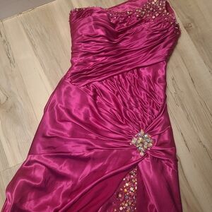 Elegant Pink Strapless Dress with Embellishments